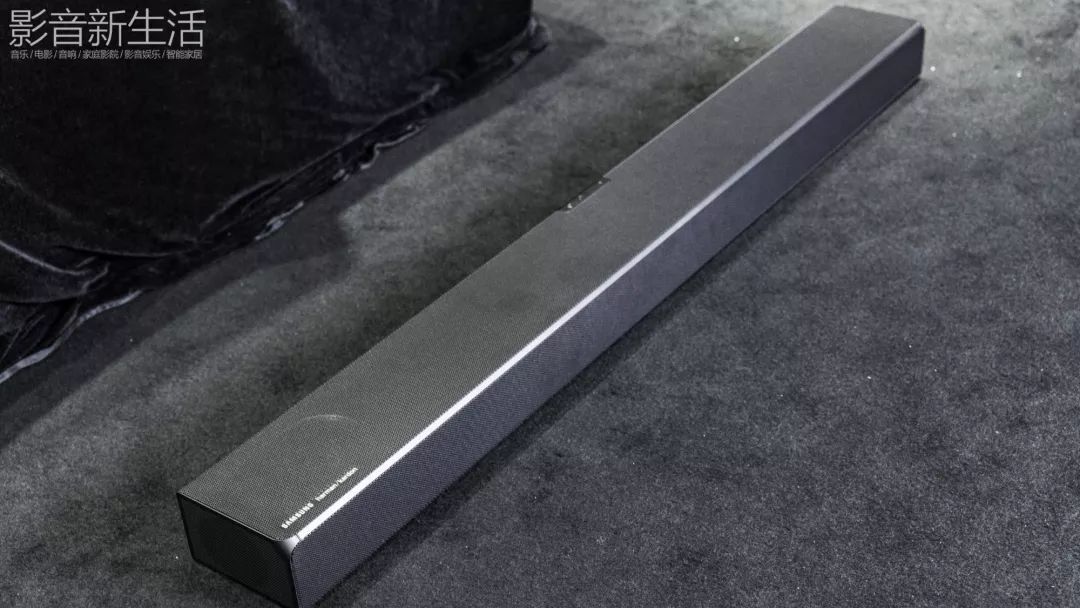 客厅也能玩全景声影院?两款人气顶级soundbar回音壁横评