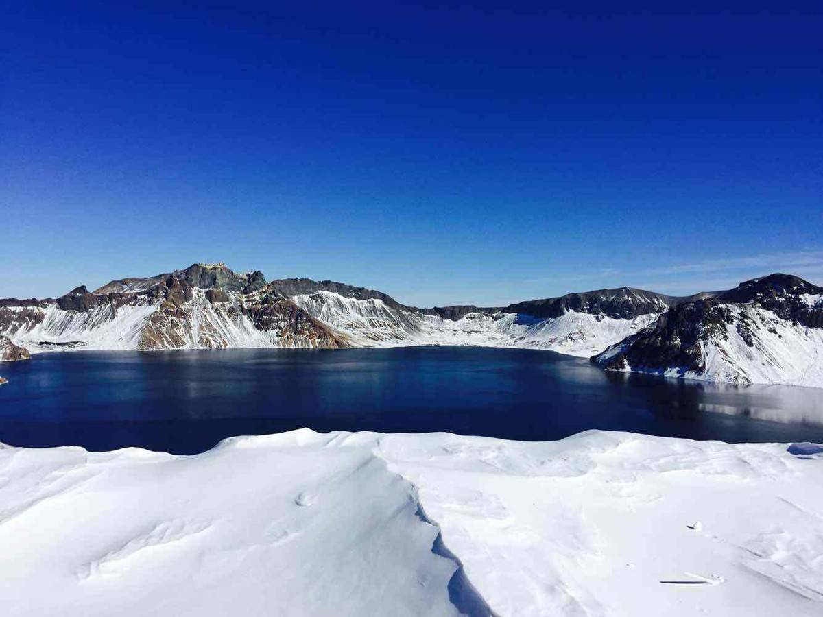 中国的长白山到底隐藏什么秘密,日本人每年耗大量人力物力勘探!