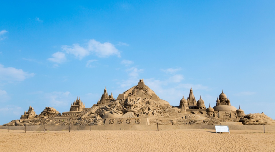 来宁夏沙湖沙雕园见证速朽艺术的光荣时刻