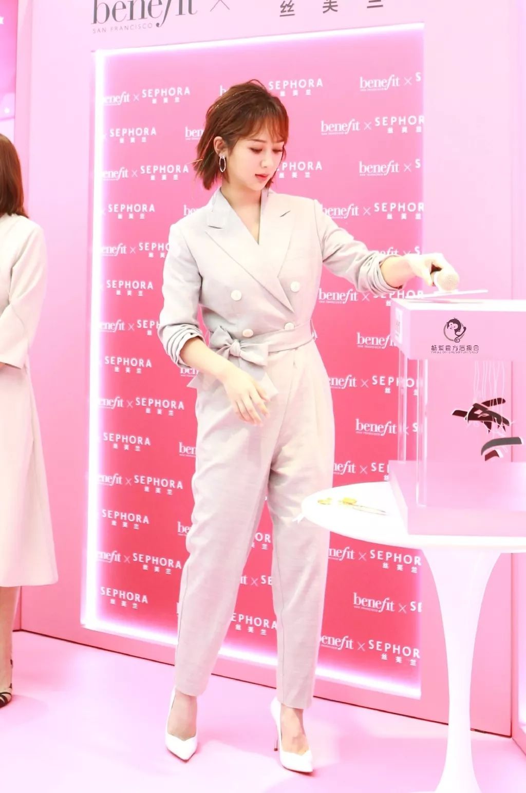 杨紫深夜发文秒删引猜忌失落也好意难平也罢她都是无可否认的新生代