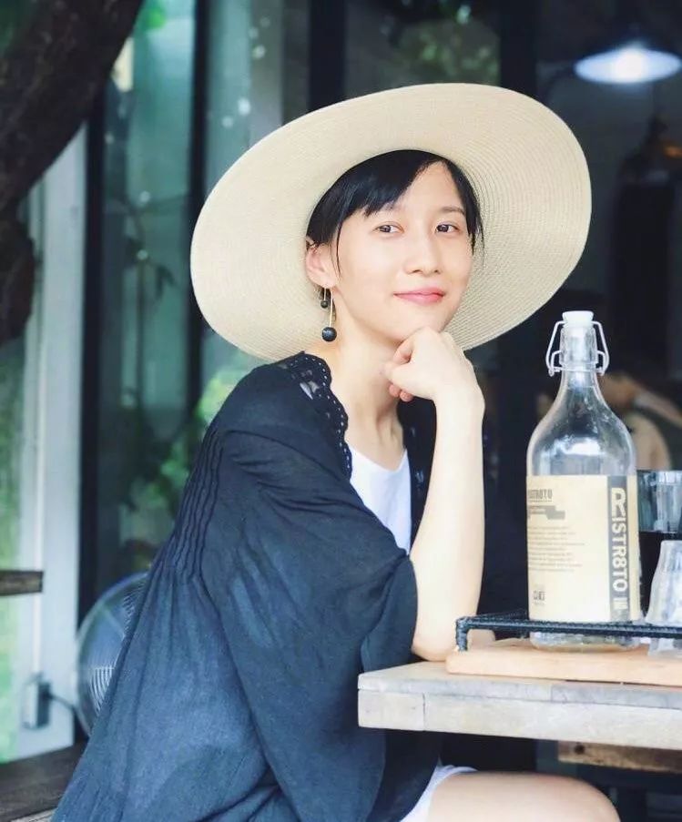 且慢papi酱的这种婚姻是有条件的