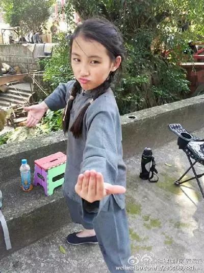 她是刘德华女儿洪金宝孙女3岁被挖掘5岁出道小小年纪演技爆棚