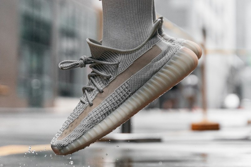 最新美洲限定 yeezy 350 v2 上腳圖曝光