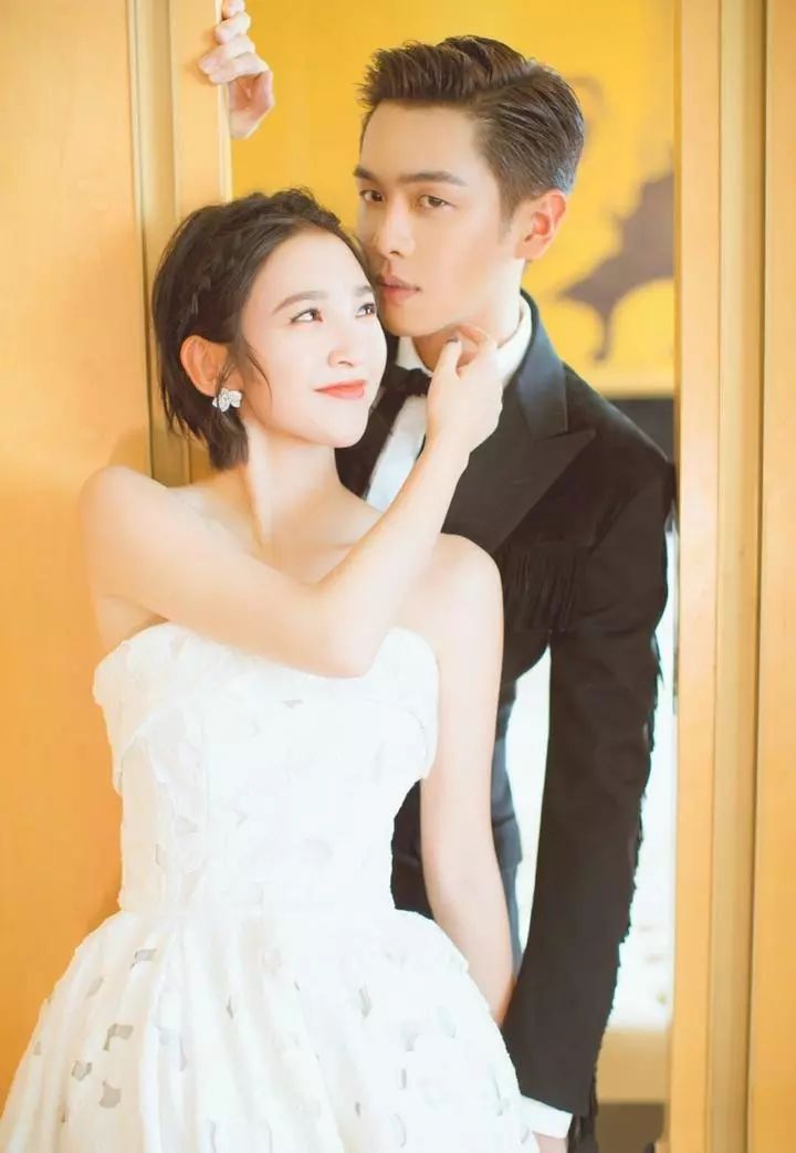张若昀唐艺昕月底完婚!那种甜到齁的爱情,真美!