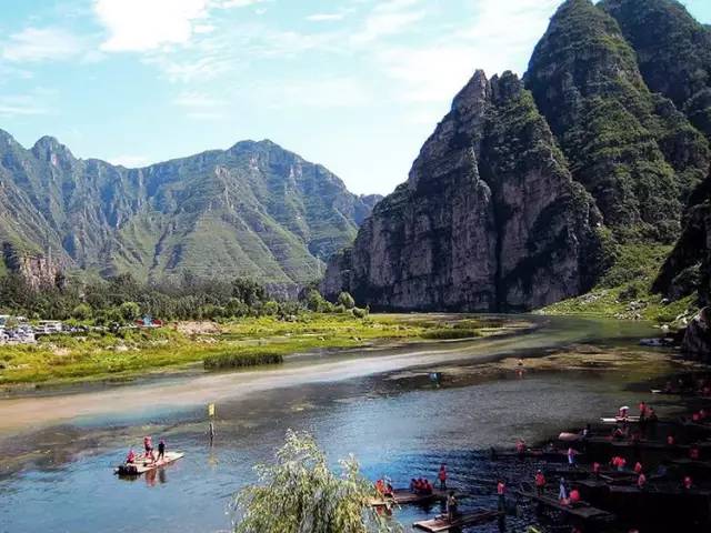 特惠99|十渡仙西山 觀民族風表演 玻璃棧道 溶洞 竹筏 漂流 自助燒烤1