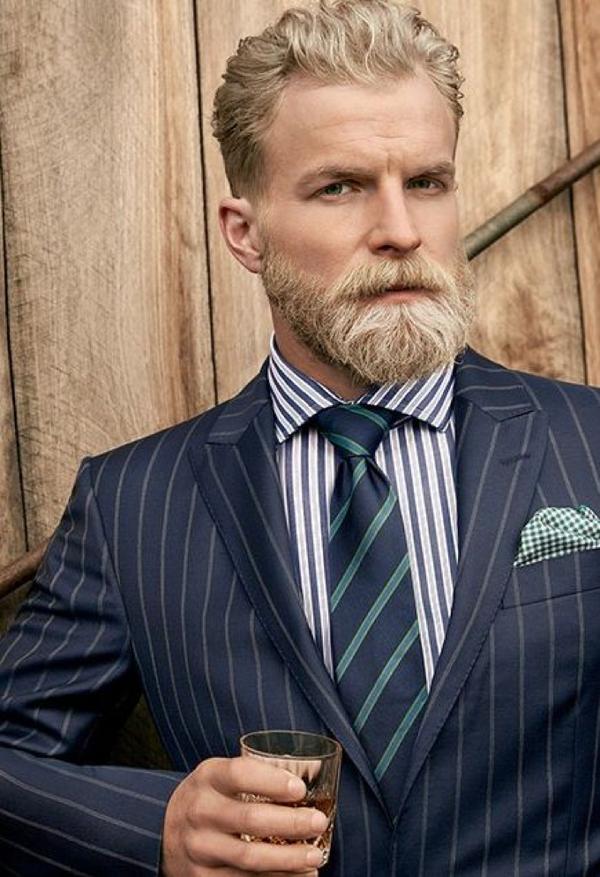 条纹西装,让你穿出好气场