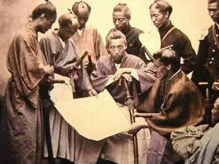 日本除了有武士和忍者外,还有浪人,他们在社会属于什么地位?_凤凰网