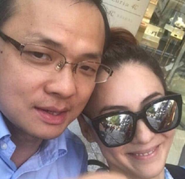 他是张柏芝新男友吗?两人如此亲密!__凤凰网