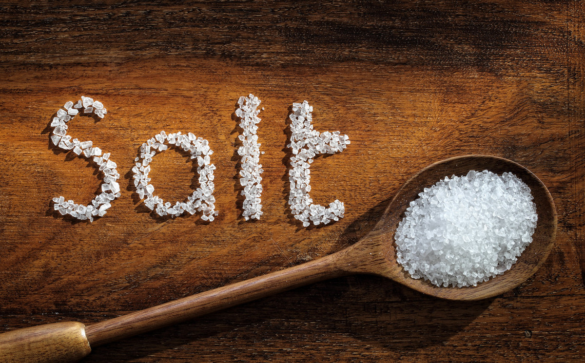 93岁退休老中医:1个蓝莓 山楂,两星期尿酸降了,痛风也走了!