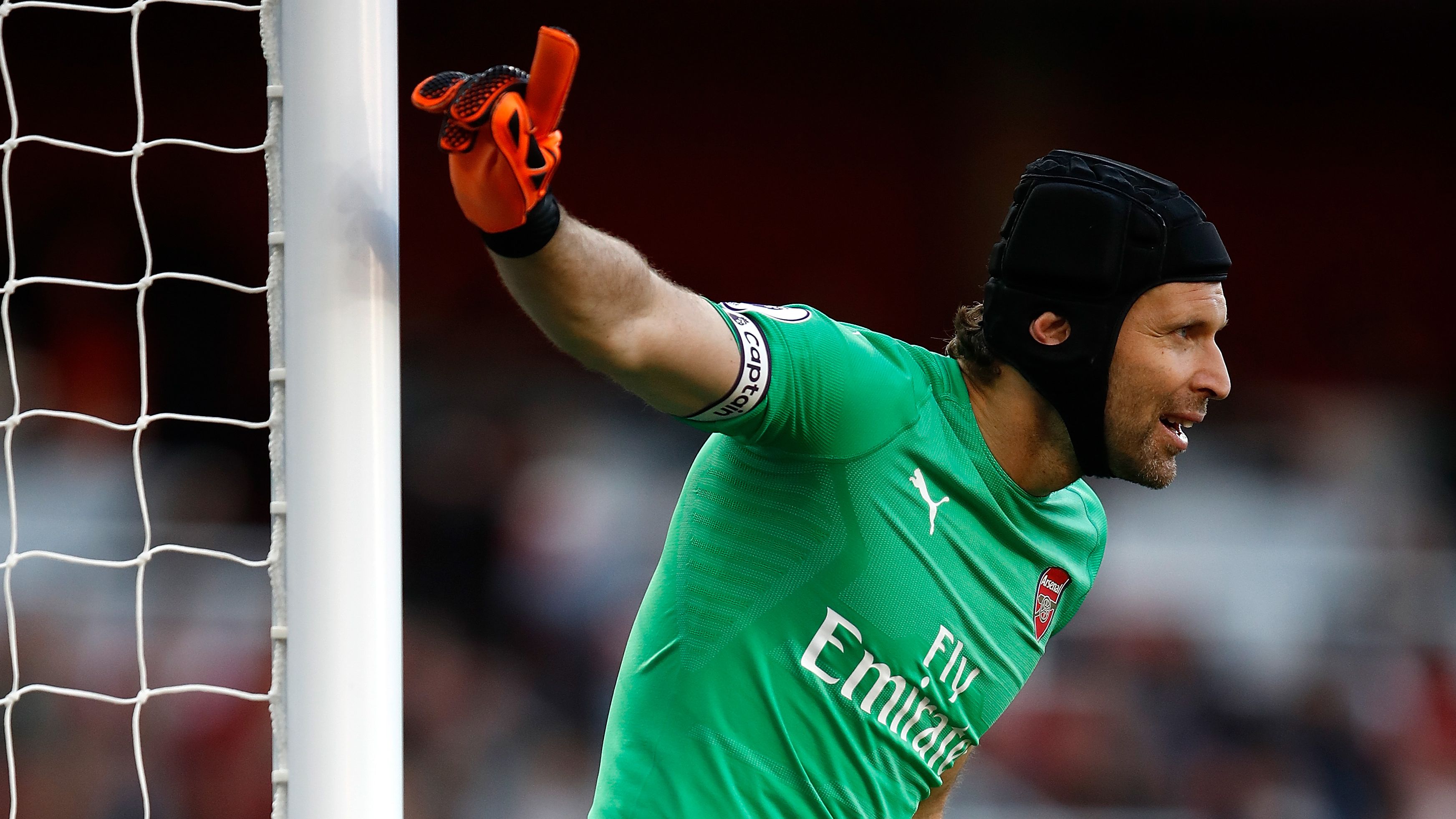 图/视觉中国""坦克兵"斯坦福桥成名1982年,出生于捷克的切赫因儿时