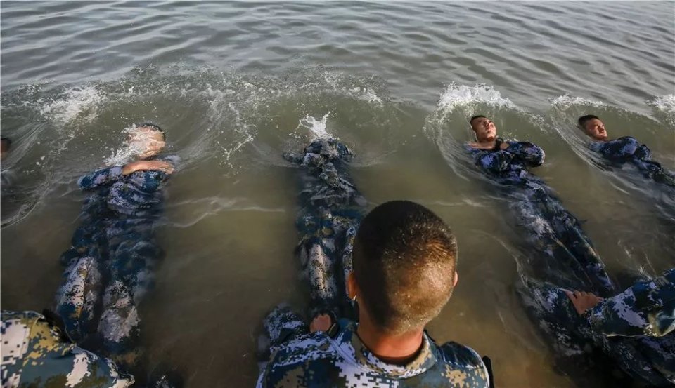 海军陆战队体能训练图片
