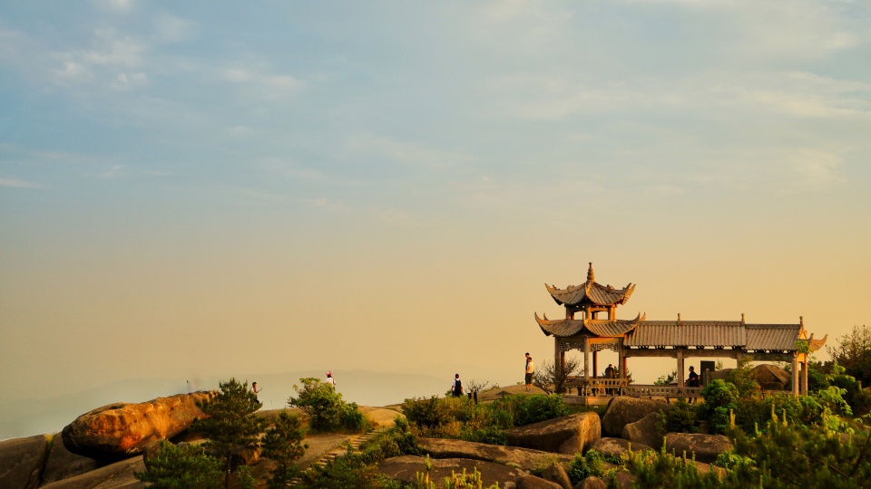 媲美甲天下的桂林山水温州这座山的石海享誉神州大地