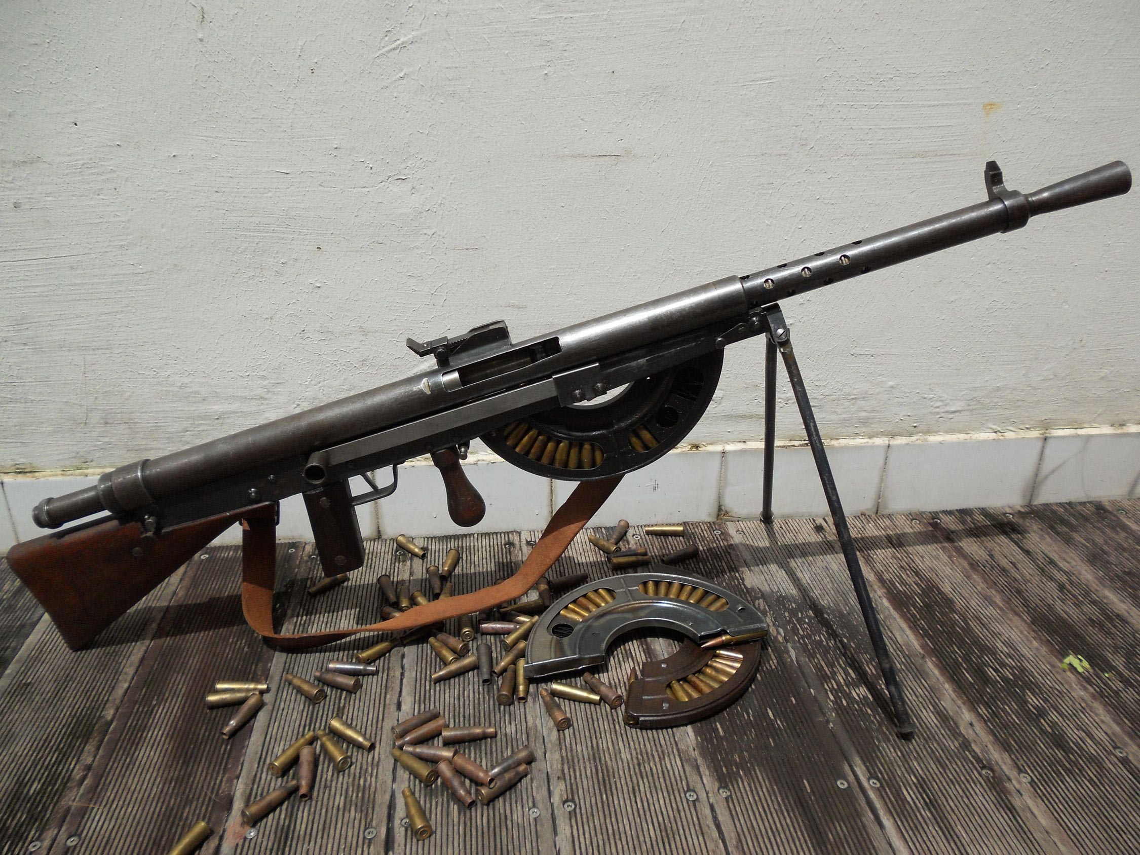 MG 42通用机枪，据说在二战时候灰常厉害~ - 普象网