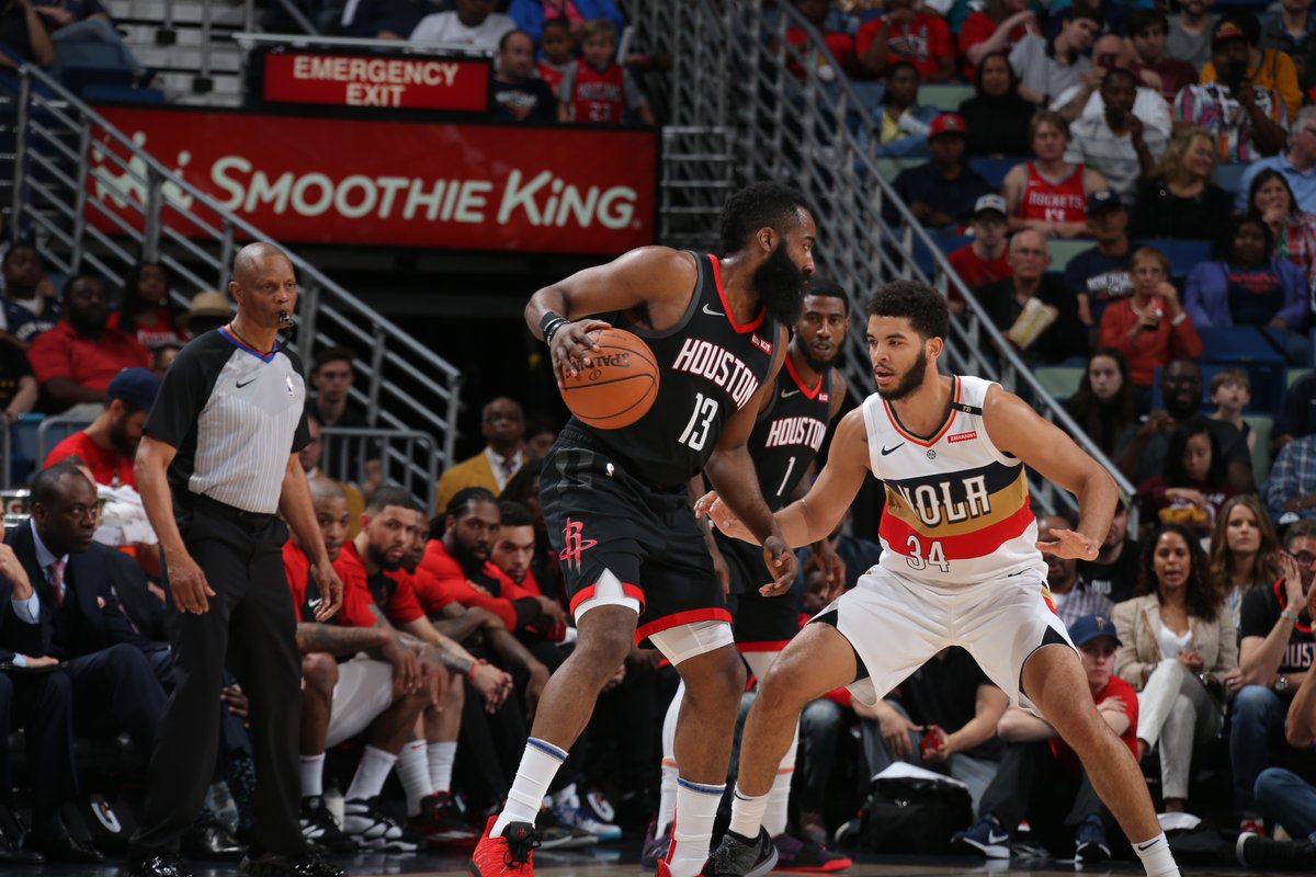 哈登关键三分锁定胜局