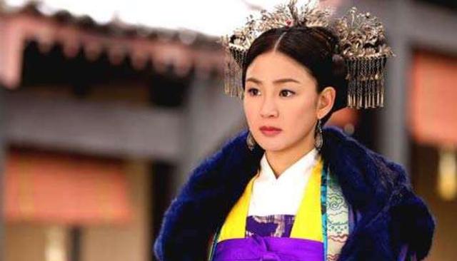 郑贵妃的面具,她到底是卑微谨慎的贤妃,还是作恶多端的奸妃?__凤凰网