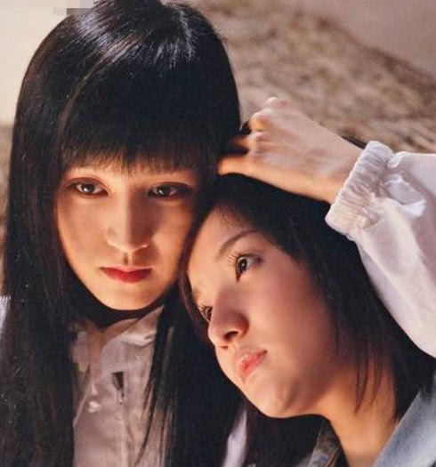 张娜拉当女主角,自带一张娃娃脸的她,再加上剧情的讨喜人设,得到了