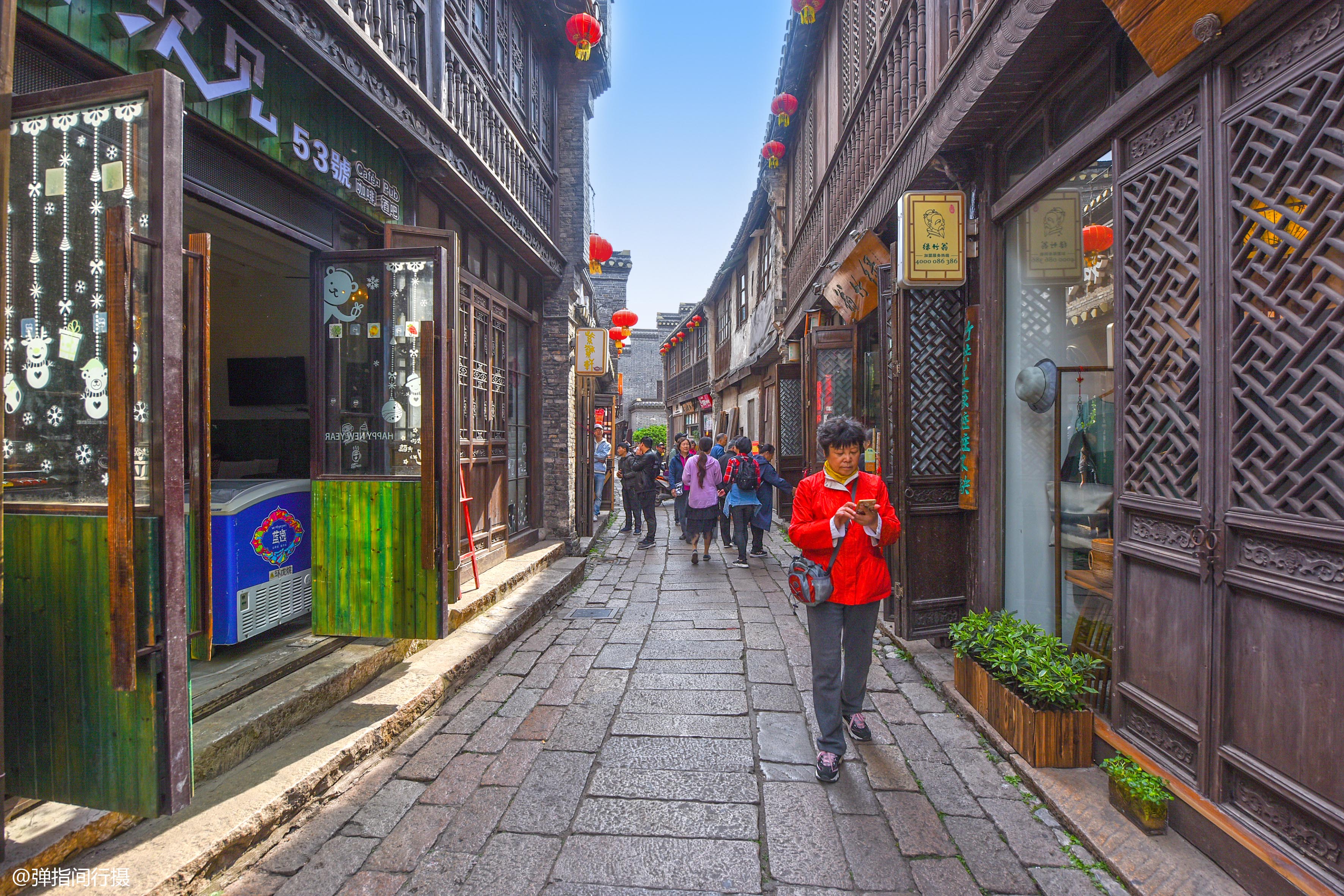 江苏镇江千年古渡口当年李白曾在此候船如今渡口已难见长江水