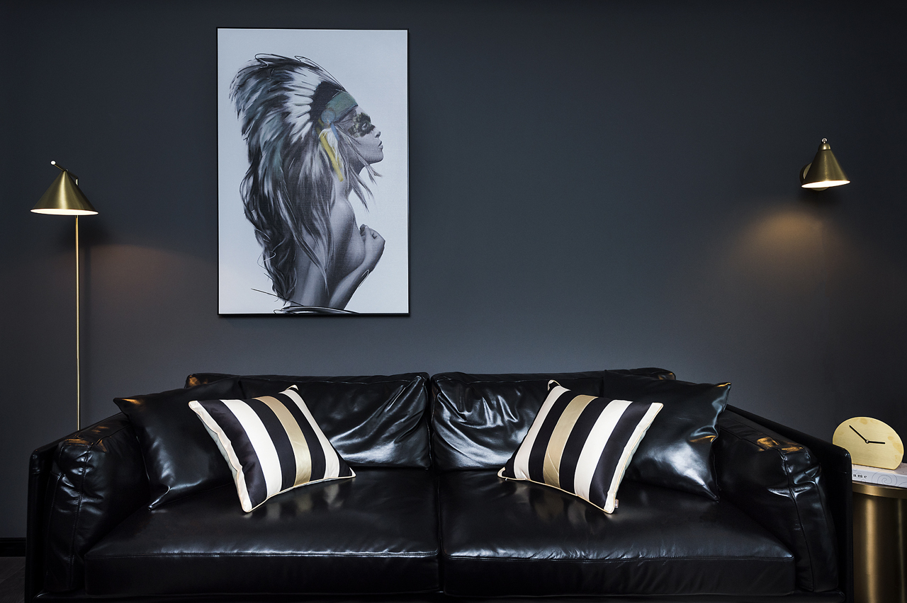 黑白灰风格的小户型家居 处处彰显业主个性 让生活充满异域情调__凤凰