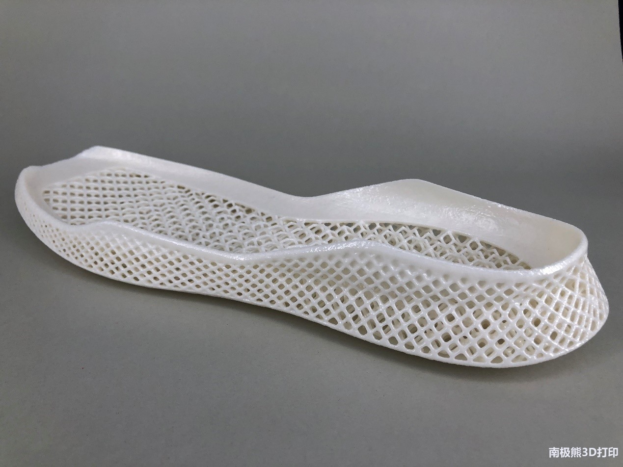 15台sls设备专打tpu鞋底,卓锐三维3d打印鞋中底生产线投产