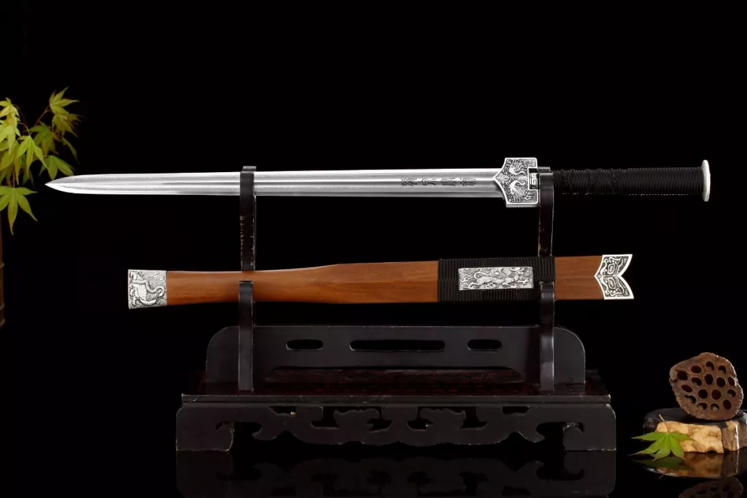 双血槽汉剑就是这么霸气妖艳