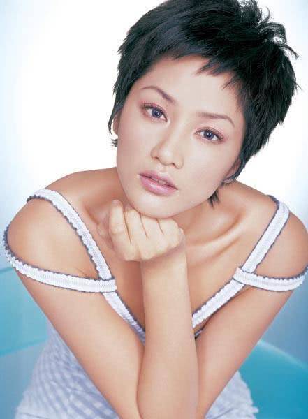 只谈恋爱不结婚的女明星许晴第八俞飞鸿第二徐静蕾排第几