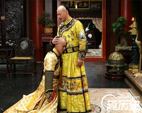 (1743-1790)母纯惠皇贵妃,乾隆二十四年十二月,出继为慎靖郡王允禧子