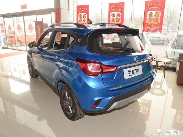 到店实拍 小哥带你看江铃e400