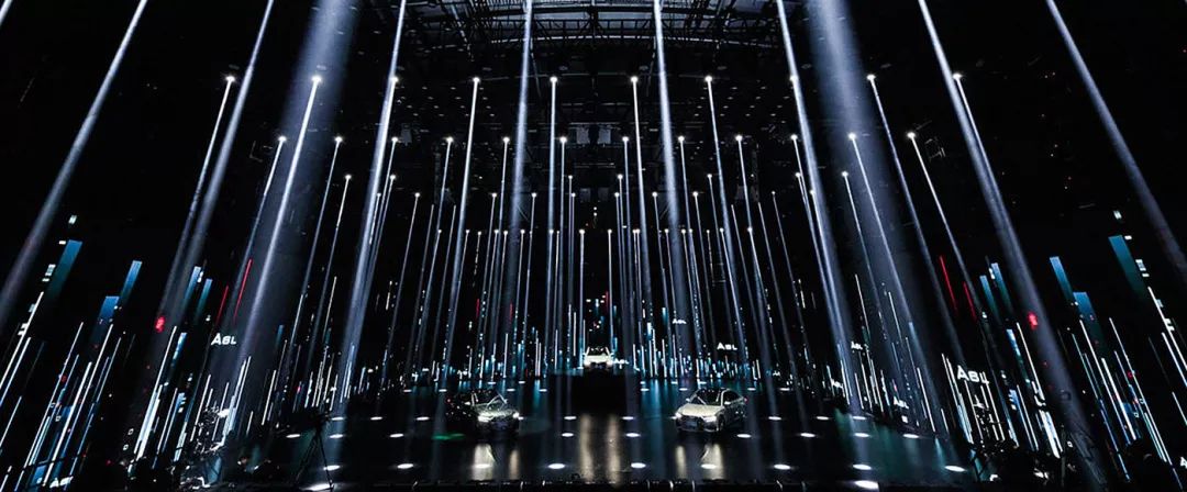 这两场发布会,全是满屏科技感 !