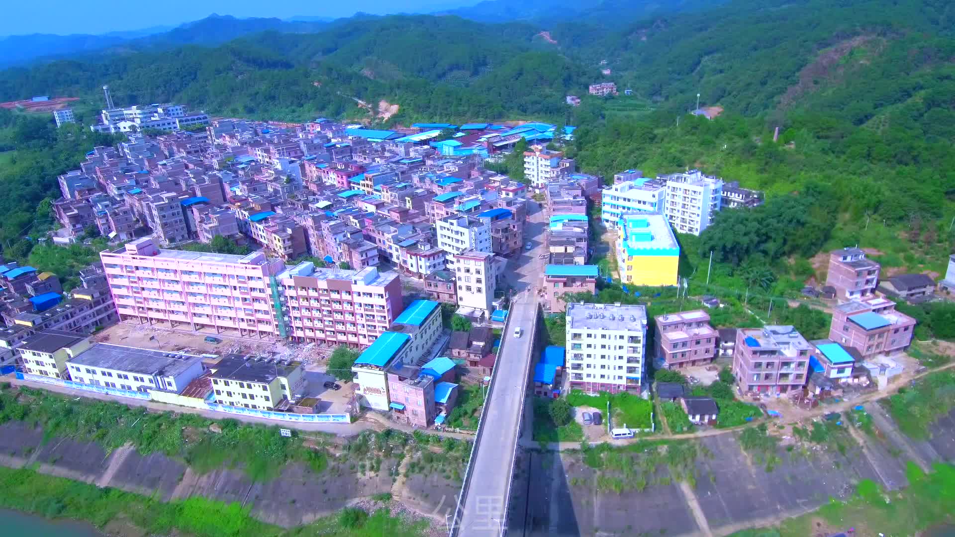 航拍梧州苍梧县京南镇桂江枢纽