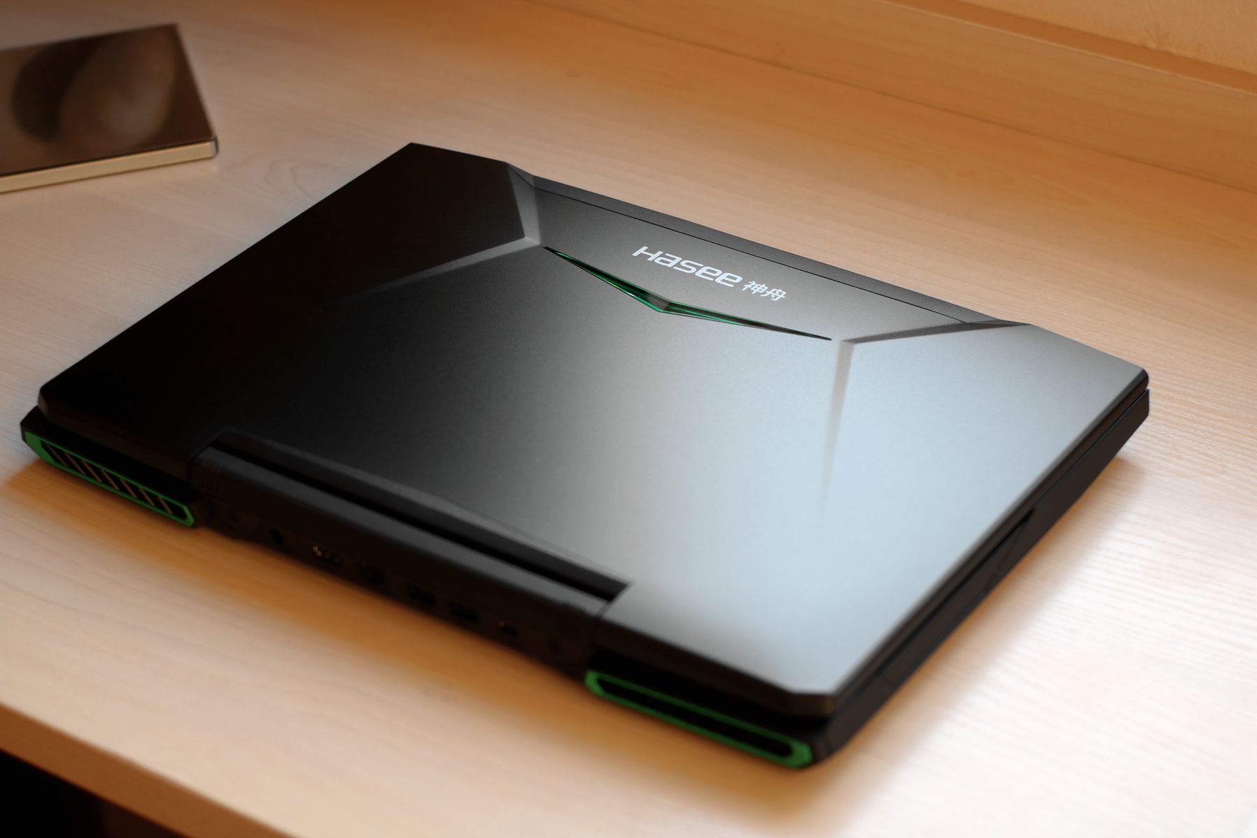 均衡发展的性价比之选神舟战神z7mkp7gc游戏笔记本体验