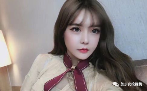 割肚脐切精灵耳花前女友100万整形550次还有一个直接撞脸所有网红