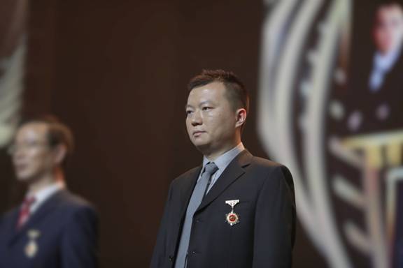 腾讯安全玄武实验室于旸获第三届“杰出工程师青年奖”__凤凰网