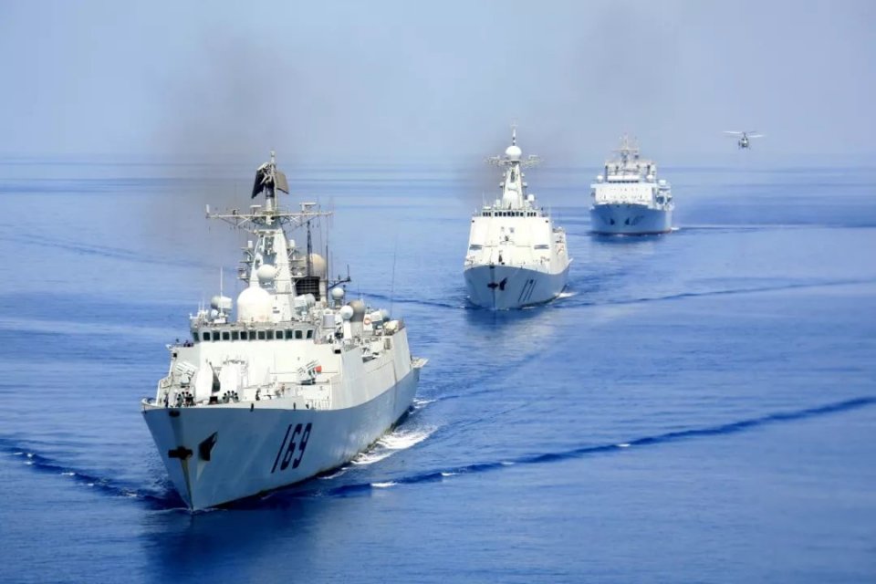 这是中国海军的十年对比照足以体现大国海军盛况