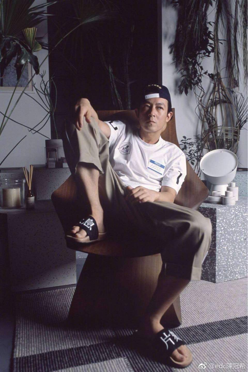 陈冠希怒怼黑粉,夸老婆是皇后女儿是天使,公司价值超十亿