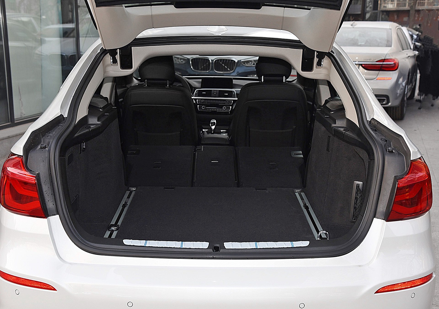 第三款:总被遗忘的家用好车——斯柯达明锐