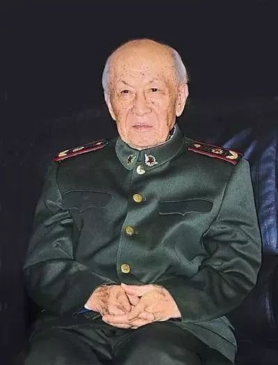 今天,缅怀这位老人:最晚被解密的"两弹元勋" 朱光亚