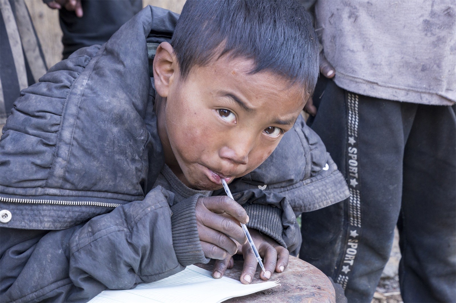 中国最穷之地大凉山的孩子们之一