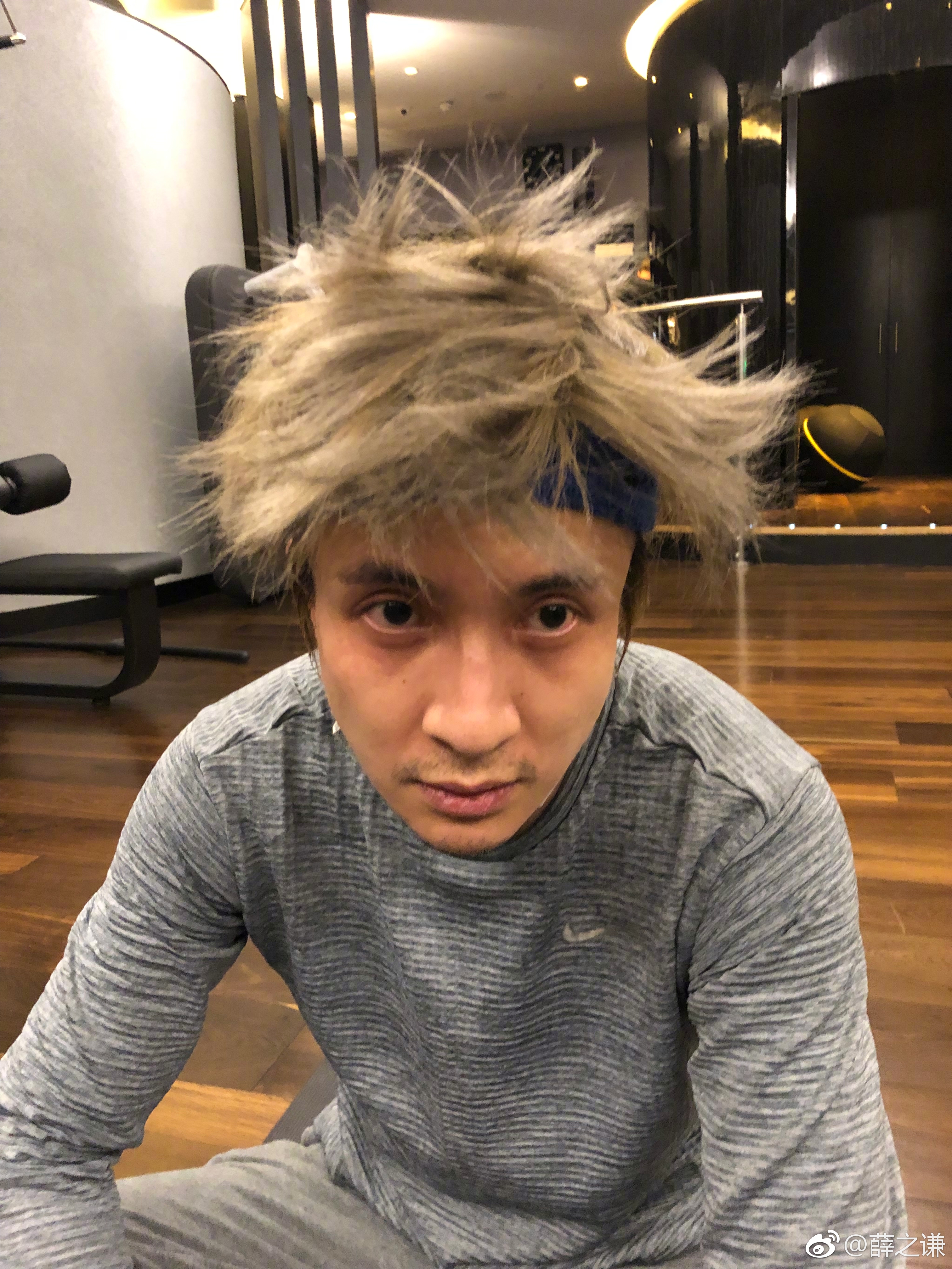 "元气满满"的薛老师都在早起健身啦,谦友们快跟着炸毛的薛老师一起来