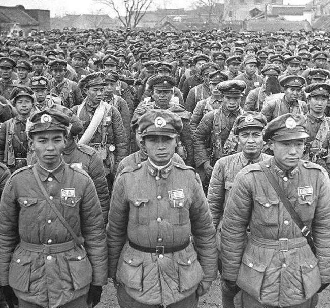 他20岁被抓壮丁,20年戎马20次大功,隐居50年临终遗愿泪崩_凤凰网