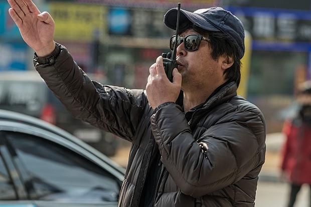 金允石自导自演未成年首映获好评