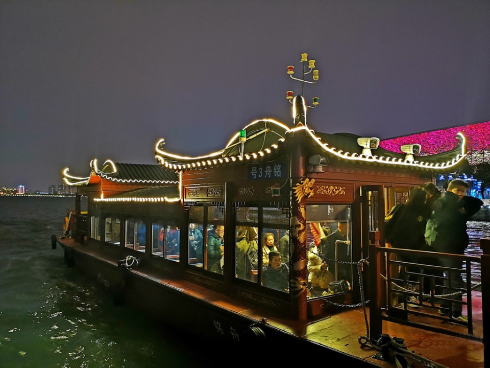 无与伦比的苏式风情苏州金鸡湖畔的绝美夜景