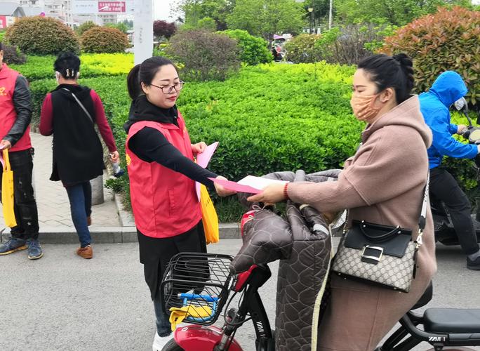 怀远县开展"礼让斑马线 守法文明行 "专项行动启动仪式__凤凰网