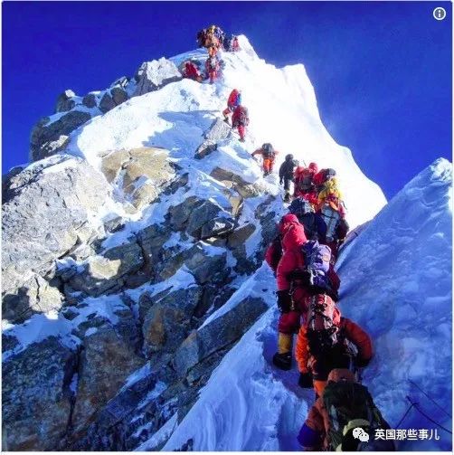 海拔8000米的致命排队: 为登顶珠峰,9天里10个人在这场拥堵中死去..__凤凰网