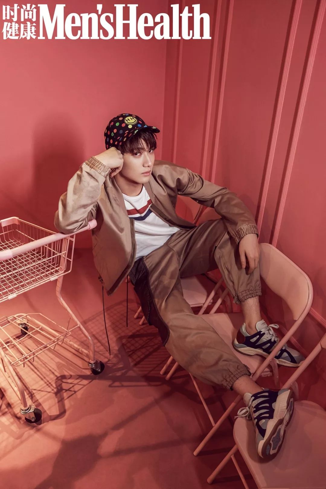 青年演员陈子由演绎时尚健康5月刊