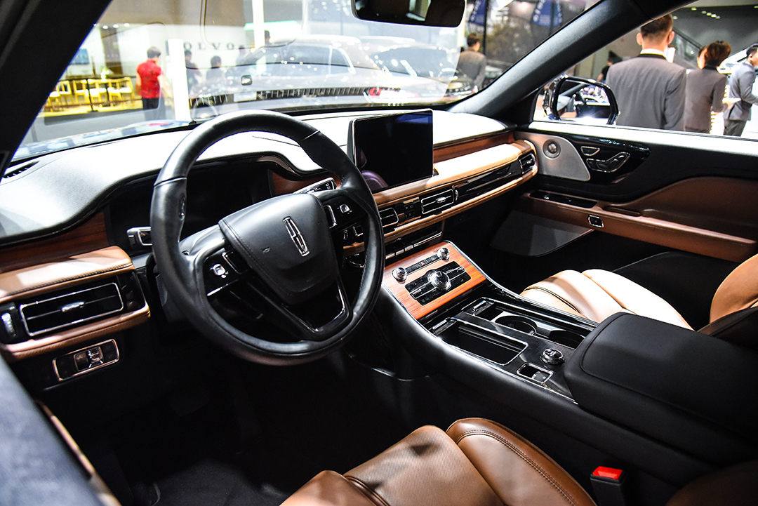 凯迪拉克xt6对比林肯飞行家