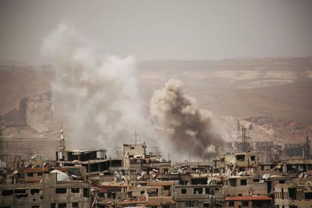 美伊局势继续紧张，伊朗最高精神领袖放出狠话，做好开战准备__凤凰网