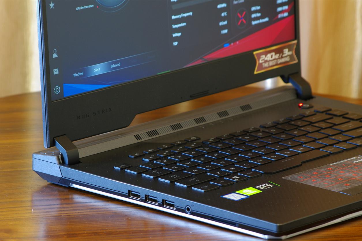 性能野兽派颜值炫酷派rog枪神3评测