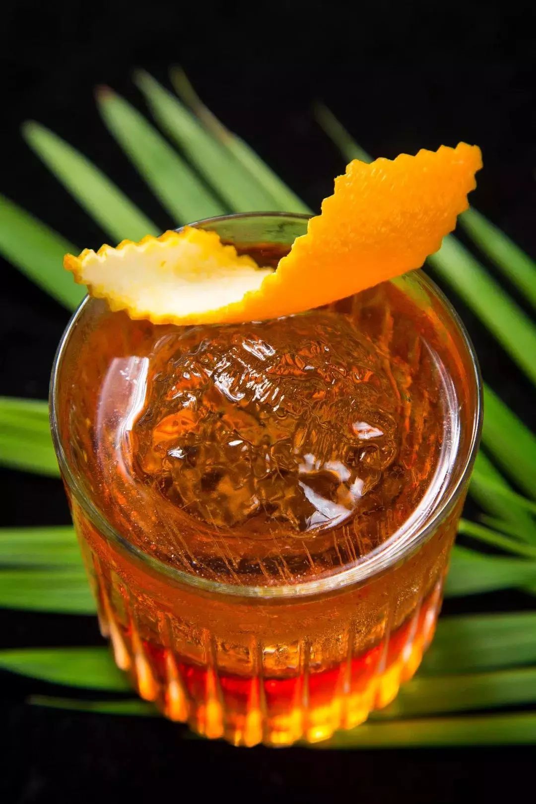 魔都成年人的自由,不过是一杯酒的时间!__凤凰网