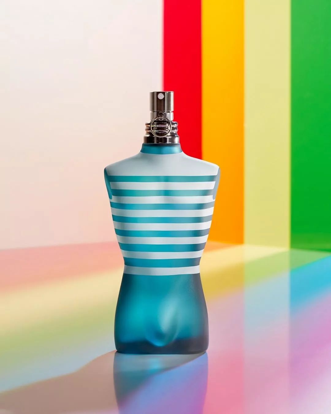 戳爷男友jacobbixenman获得首支广告代言