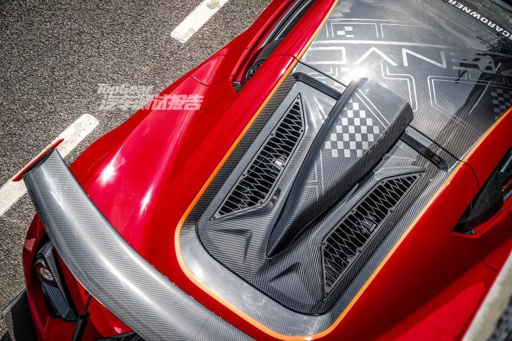 世界上最奇葩的尾翼非zenvo莫属_凤凰网汽车_凤凰网